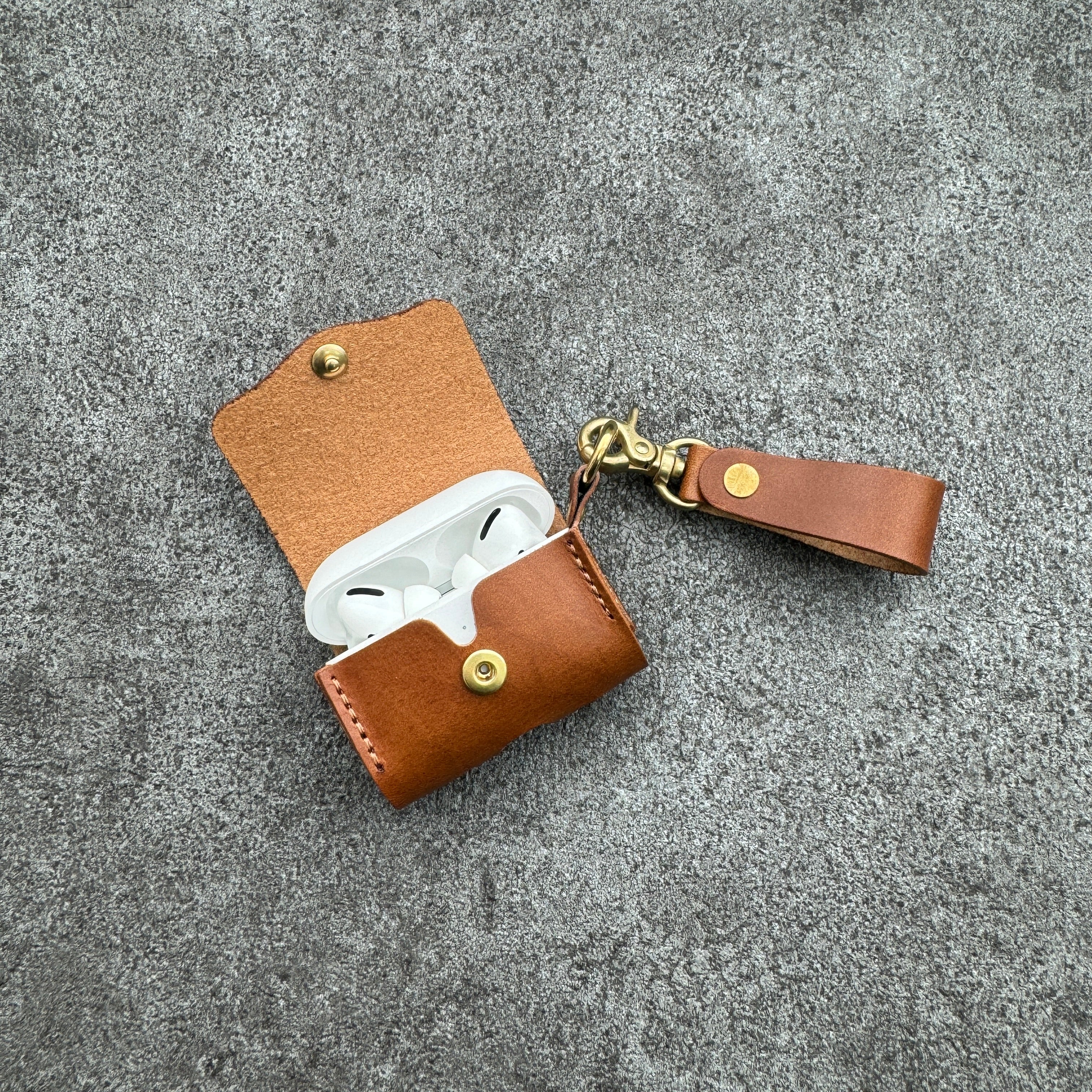 AirPods Pro(第1/第2世代)ケース PodPants Pro 2nd Buttero