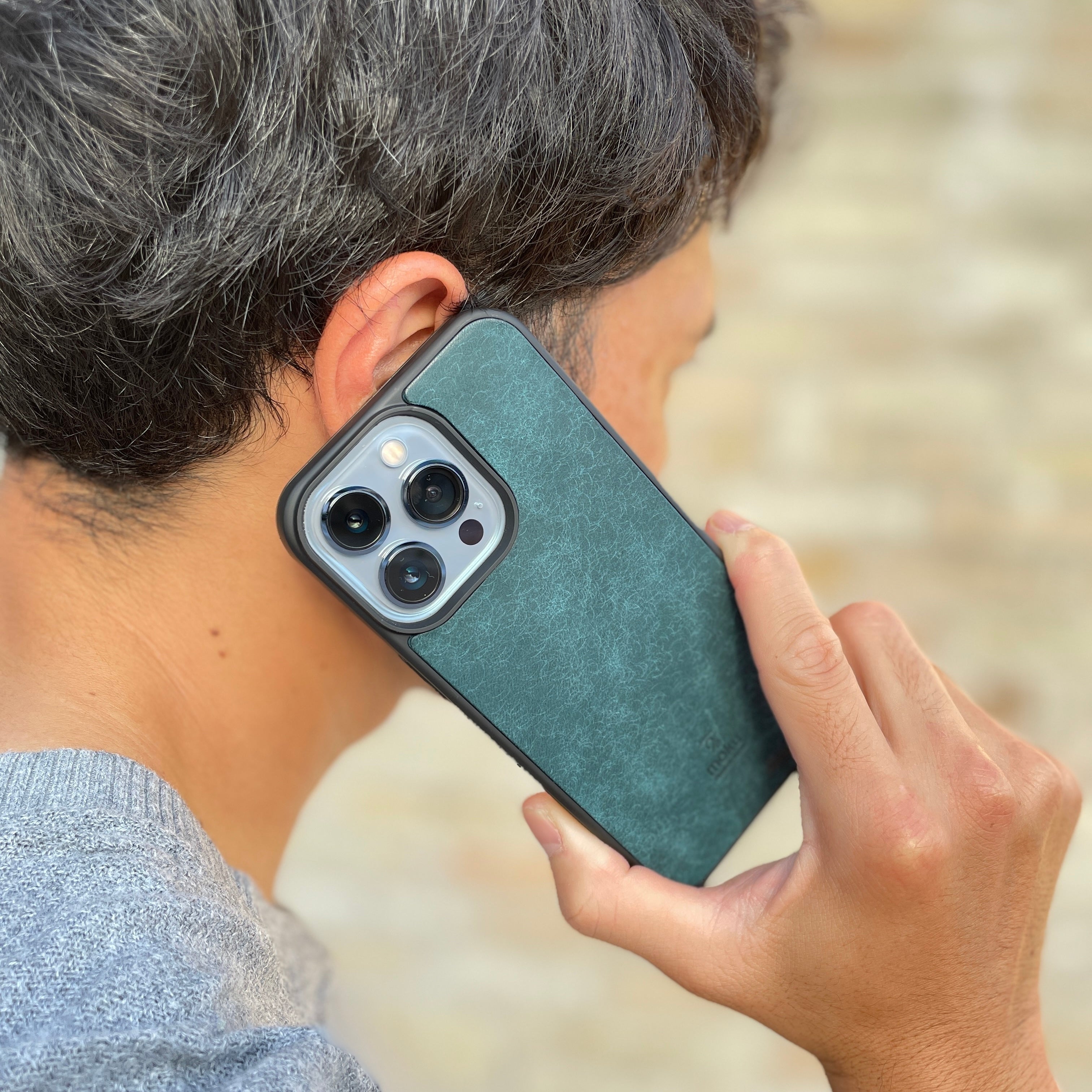 iPhone case Moshi Noblessa